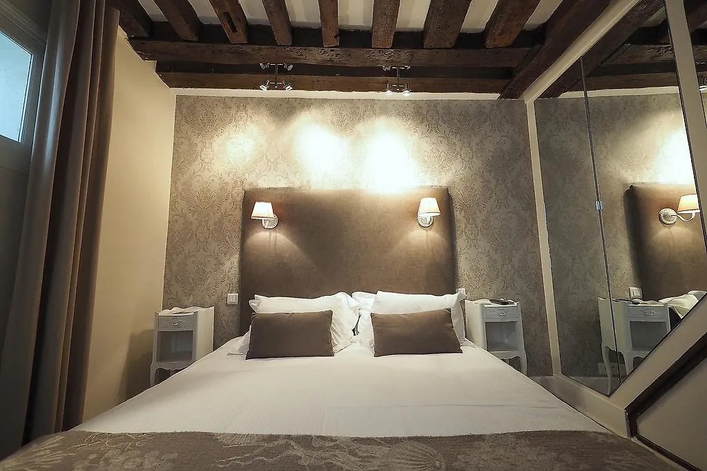 Appartement Louvre Parisian Chicsuites *