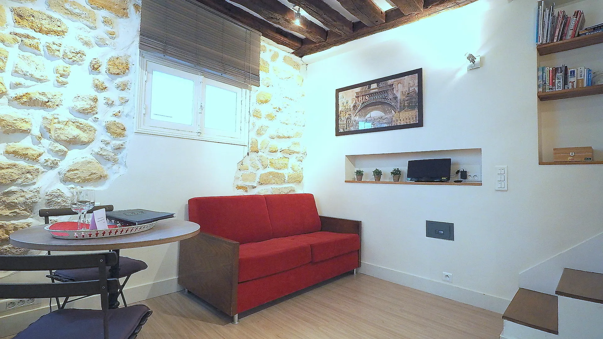 Louvre Parisian Chicsuites * פריז