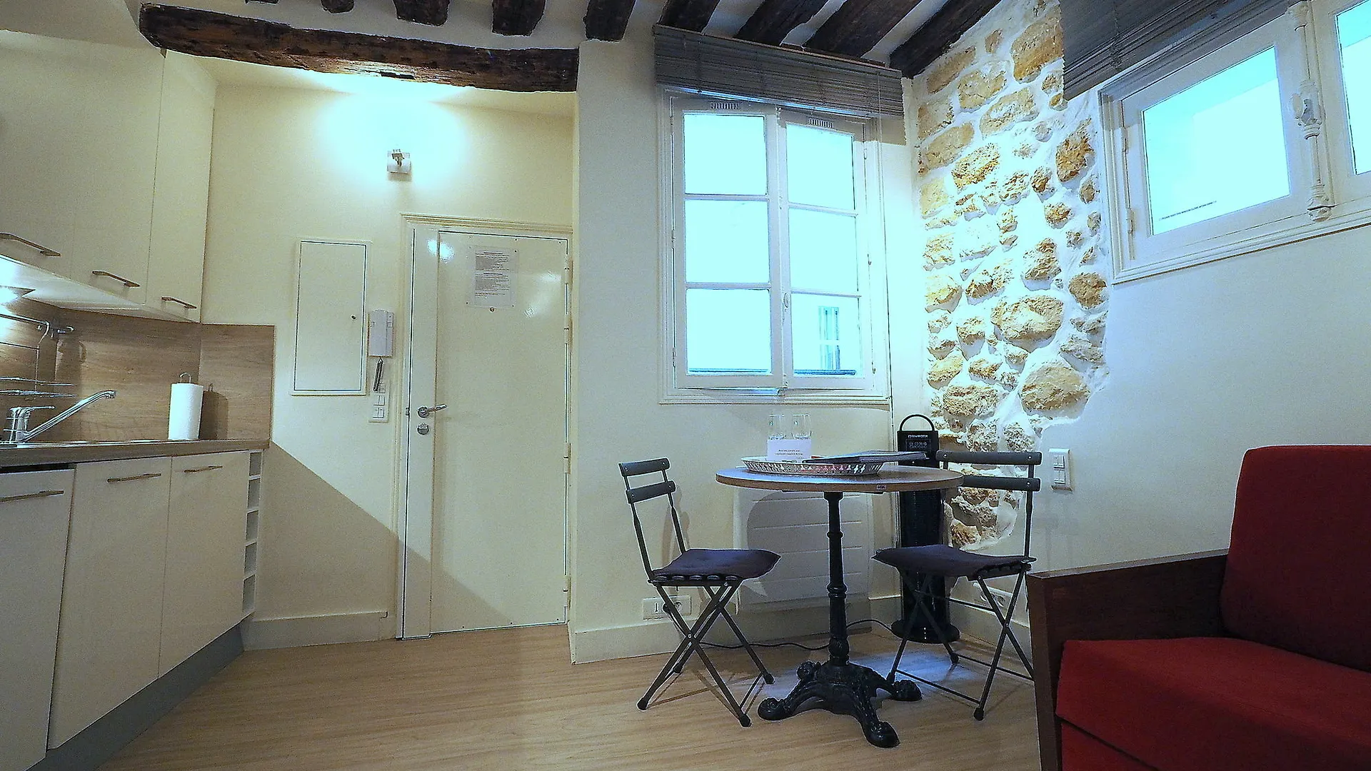 Louvre Parisian Chicsuites Apartment *